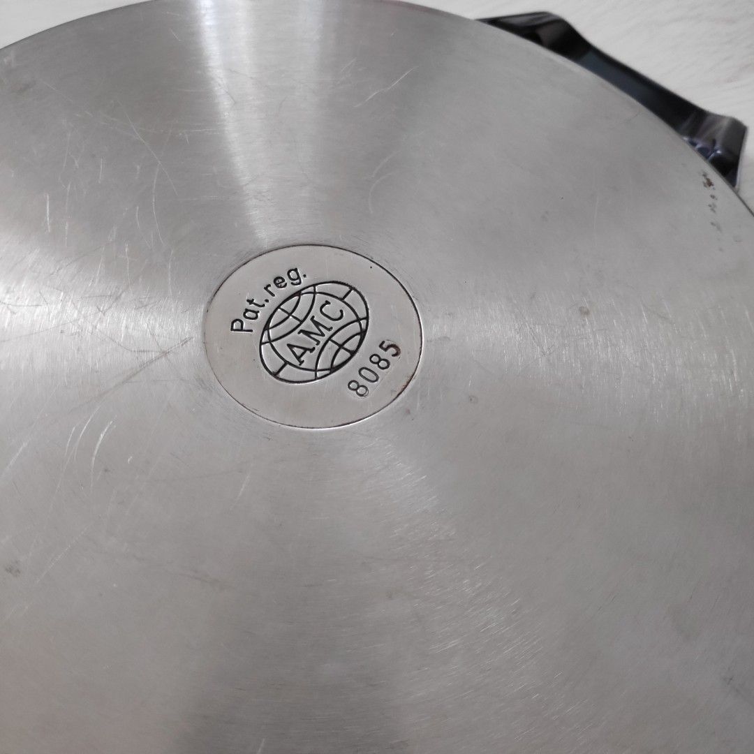 AMC pan, Furniture & Home Living, Kitchenware & Tableware, Cookware