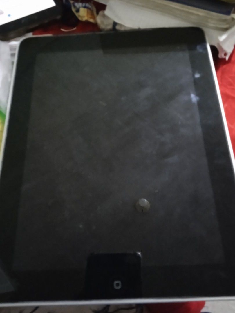 apple tablet for sale (Category: Laptops & Notebooks) located in Manila. Submitted by rionava (Listing ID 1199235421, Image 1). Description: For sale apple i pod tablet with box good for personal use, issue charging pin only for details and other inquiries just contact the seller at 09665243268.