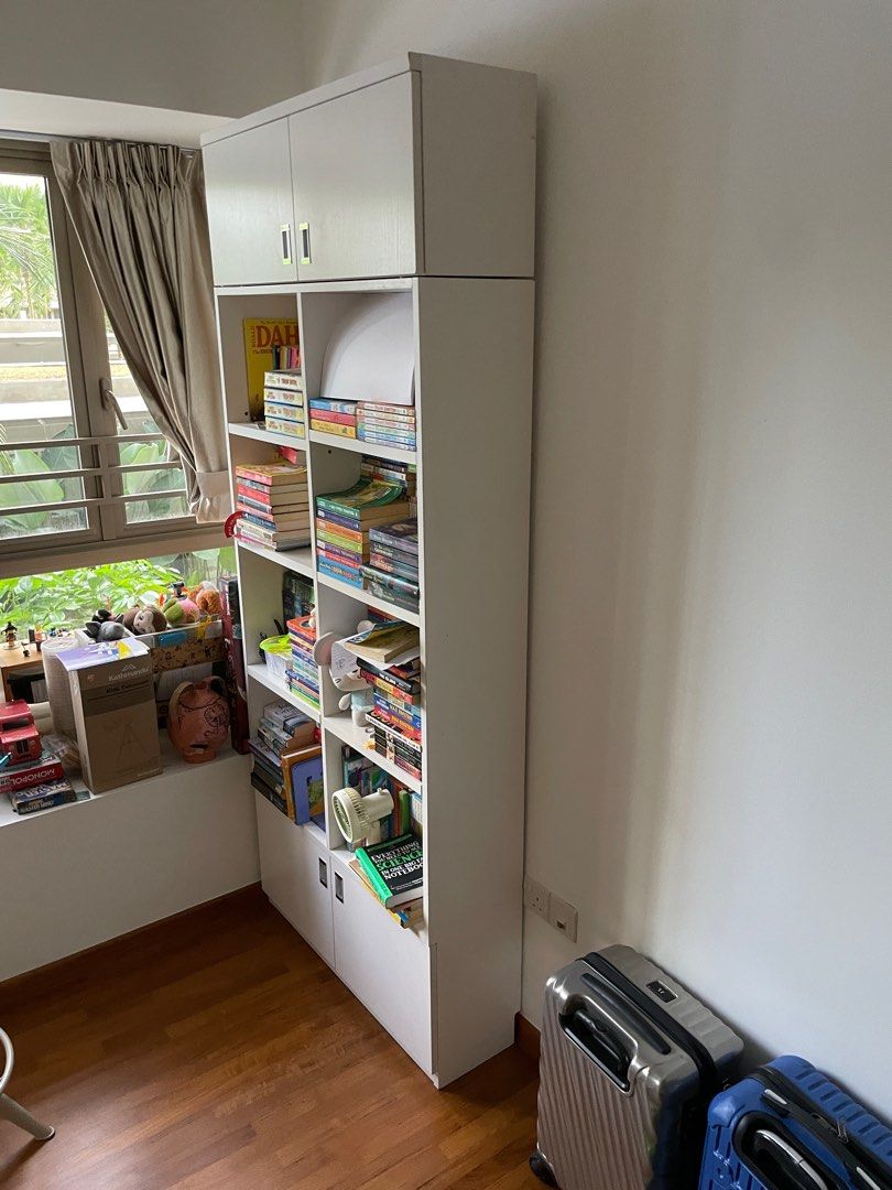 Book shelf for sale, Furniture & Home Living, Furniture, Shelves