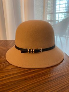 Brand new light beige felt hat
