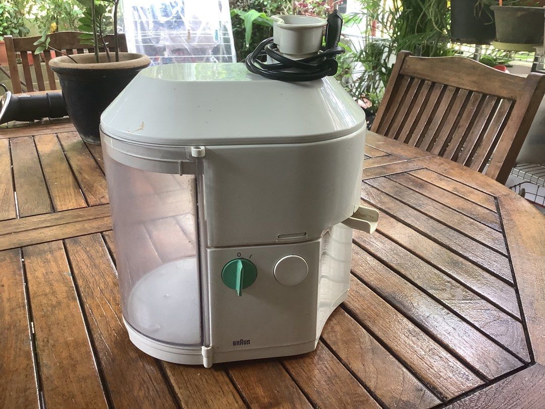 Braun Juicer, TV & Home Appliances, Kitchen Appliances, Juicers