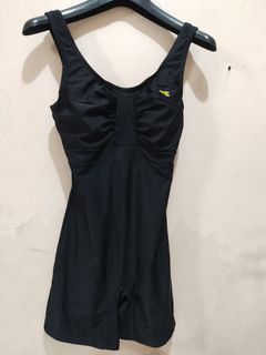 DIADORA baju renang original