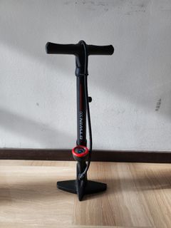 BTWIN 500 bicycle pump, Sports Equipment, Bicycles & Parts, Parts ...