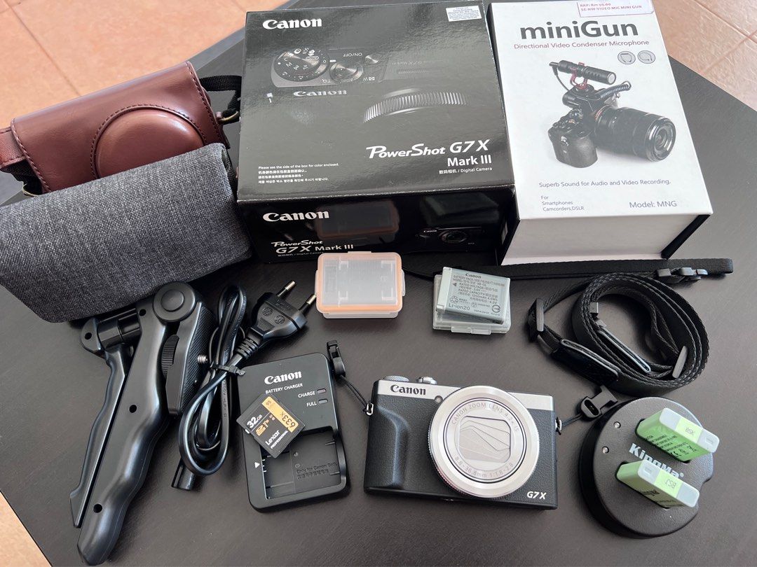 Canon G7X Mark III, Photography, Cameras on Carousell