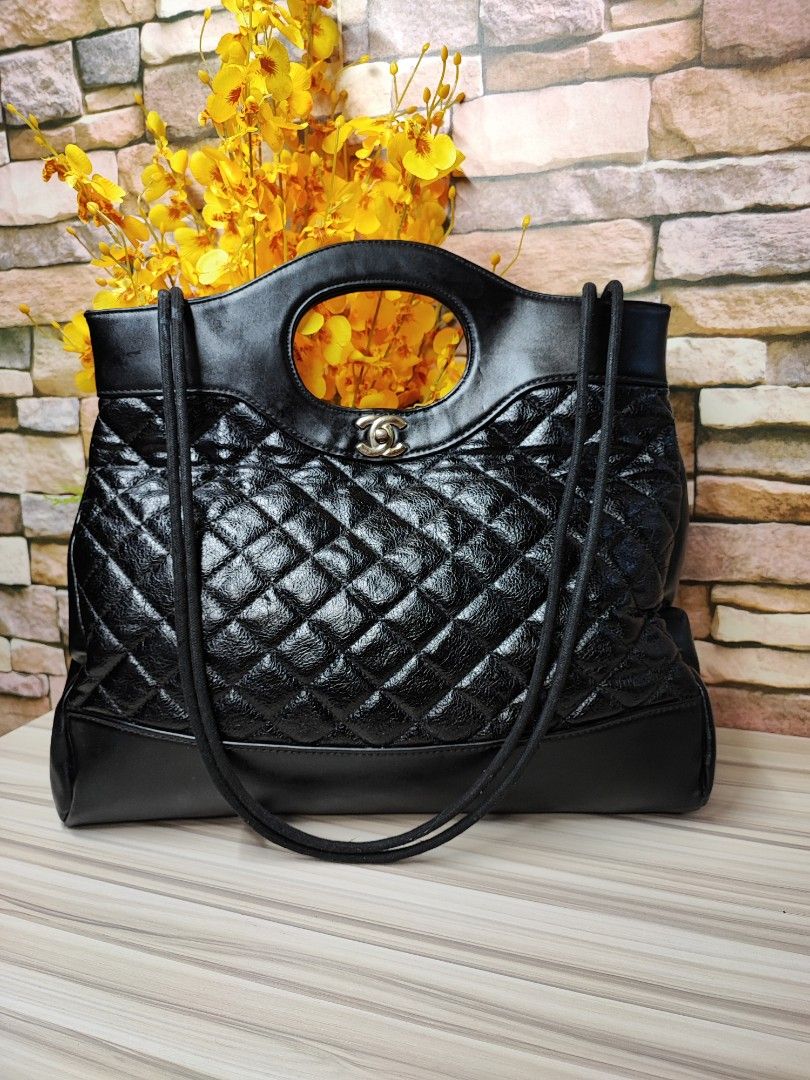 Chanel 31 shopping bag online