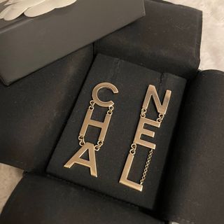 （分類：）位於 。 由 augustella 提交（商品編號 1199419746，圖片 1）。簡介： 。