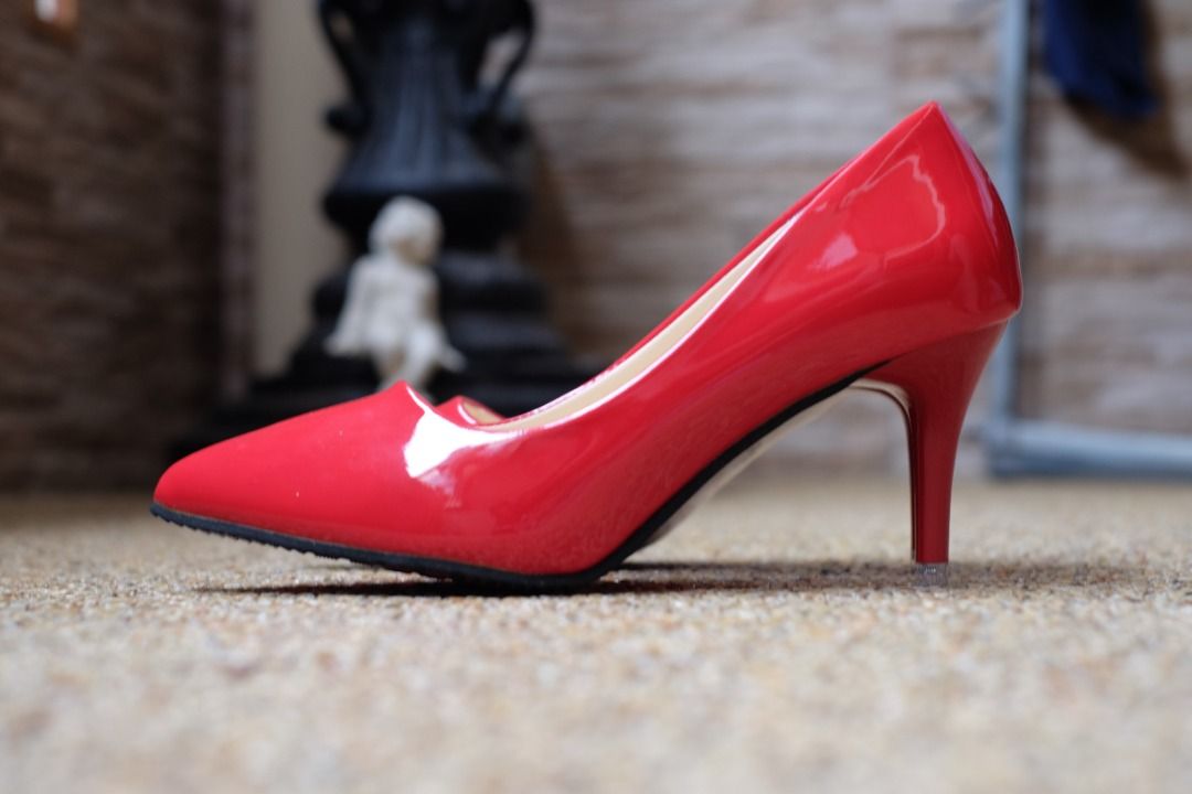 Red chunky discount heels size 11