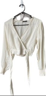 Cotton On Creamy Crop Top long Sleeve Blouse