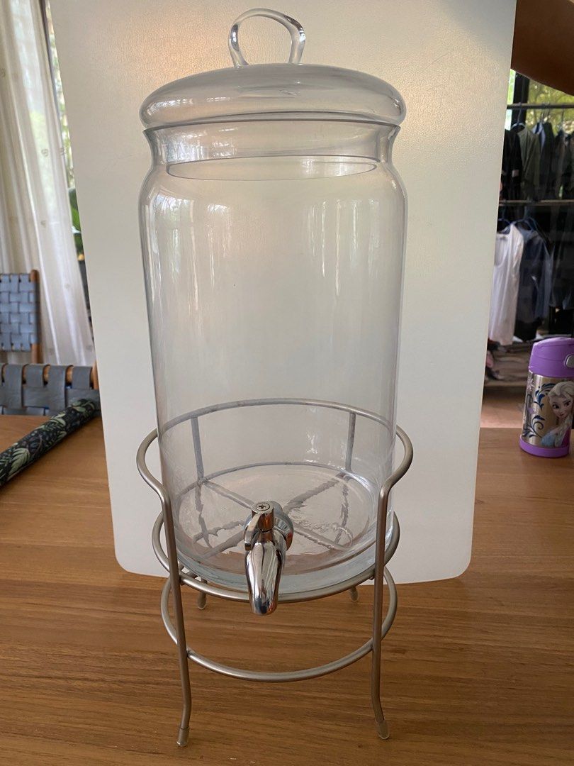 Crate & Barrel Drink Dispenser, TV & Home Appliances, Kitchen