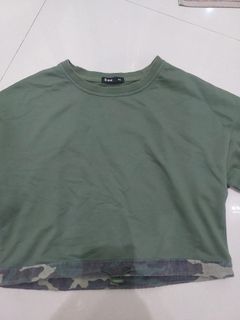 Crop Top Anak Army Green XS (8-10t)