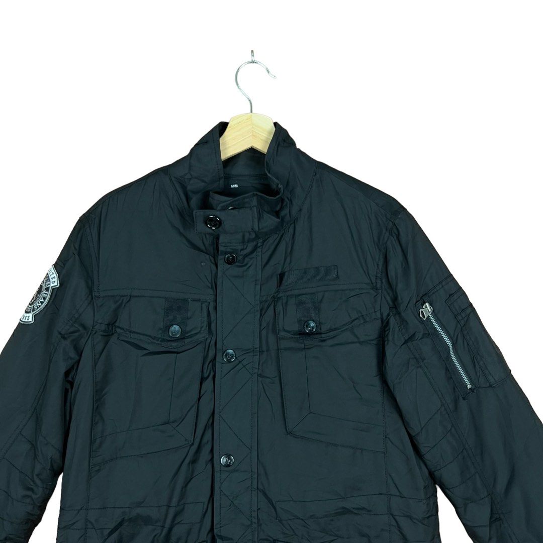 Evisu Multipocket Jacket (Category: Coats, Jackets and Outerwear) located in Machang. Submitted by badpanda.store (Listing ID 1199343645, Image 3). Description: 🔥EVISU MULTIPOCKET JACKET🔥 PIT : 22 LABUH :28 CONDITION : 9.9/10. LIKE NEW (SEKIRANYA ADA DEFECT@CACAT CELA AKAN DITUNJUKKAN DALAM GAMBAR) HARGA TIDAK TERMASUK POS. SEMUA ITEM YANG DITUNJUKKAN ADALAH AVAILABLE MELAINKAN ITEM YANG TERPAPAR “SOLD”. DO ZOOM AT THE PICTURE IF U WANT A CLEAR