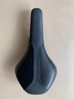 （分類：）位於 。 由 bwong01.stone 提交（商品編號 1199263801，圖片 1）。簡介： 。