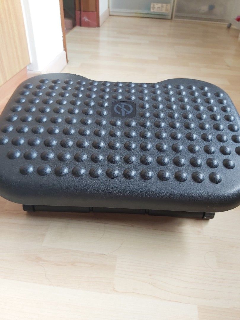 FOOTREST, Health & Nutrition, Massage Devices on Carousell