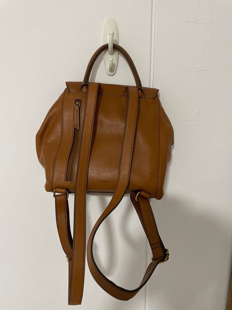 Fossil Leather Backpack, Women's Fashion, Bags & Wallets, Backpacks on ...