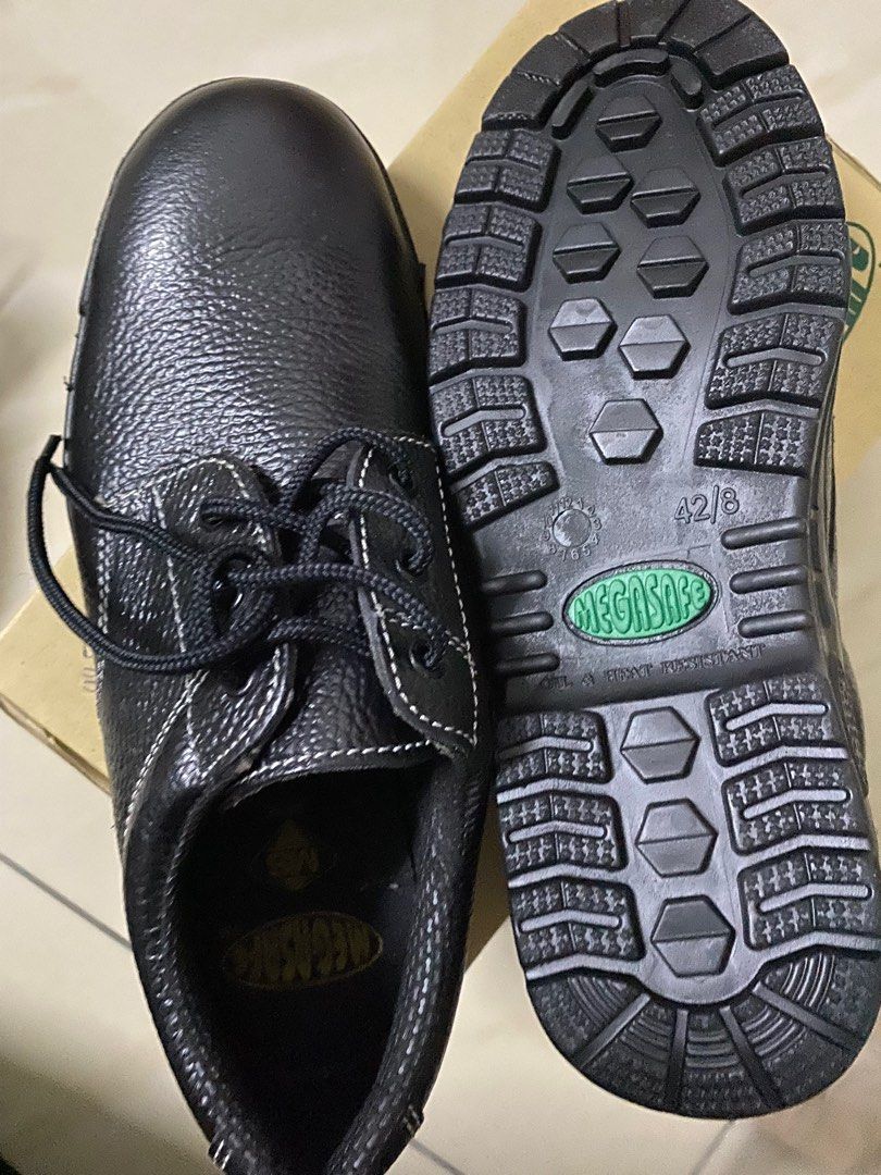 FREE POSTAGE Megasafe Safety Shoes Kasut Site Men s Fashion