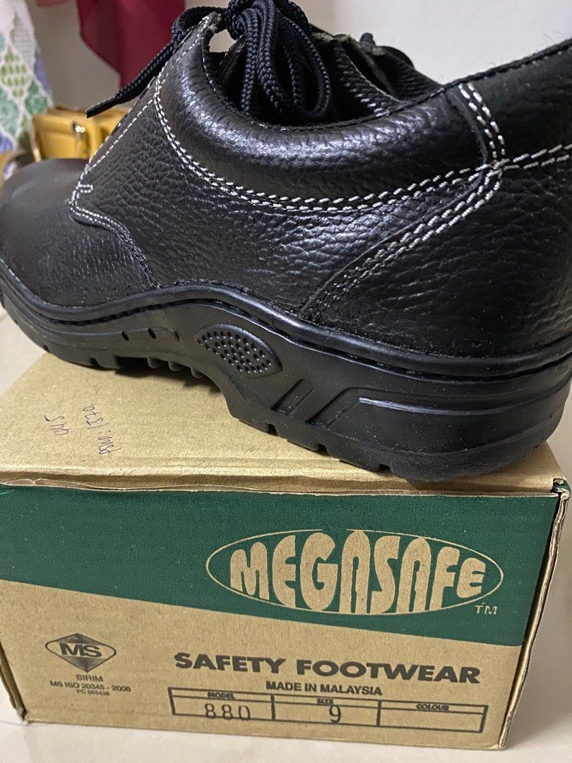 FREE POSTAGE Megasafe Safety Shoes Kasut Site Men s Fashion