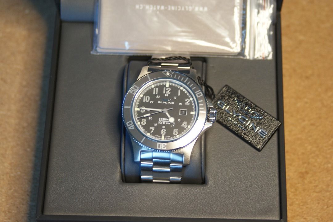 Glycine Combat SUB Automatic Black Dial Diver Watch GL0095 Case