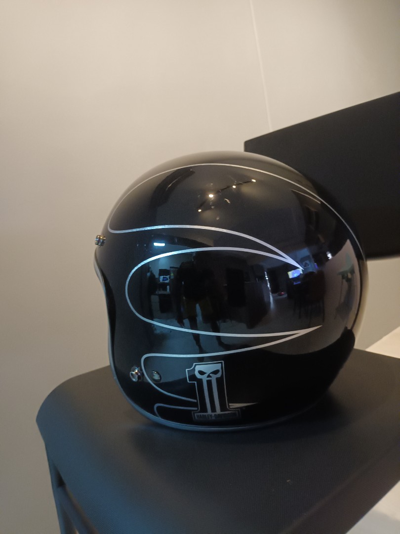 Harley Motorcycle Helmet, Motorcycles, Motorcycle Apparel on Carousell