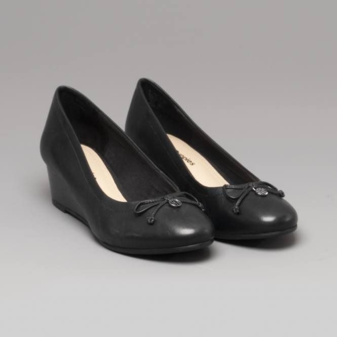 Hush Puppies Leather Wedges Pumps Heels Women s Fashion