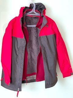 Like New North Face Hyvent with Inner Fleece Jackets Set