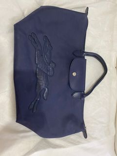 (Category: ) located in . Submitted by laniespreloved (Listing ID 1199337330, Image 1). Description: .