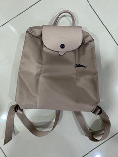 (Category: ) located in . Submitted by yourpremiummall (Listing ID 1199321576, Image 1). Description: .