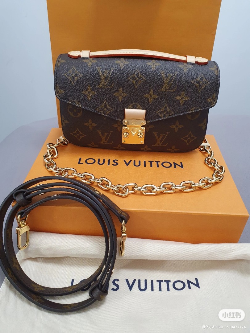 Shop Louis Vuitton Classic M46279 Pochette Métis East West Bag by