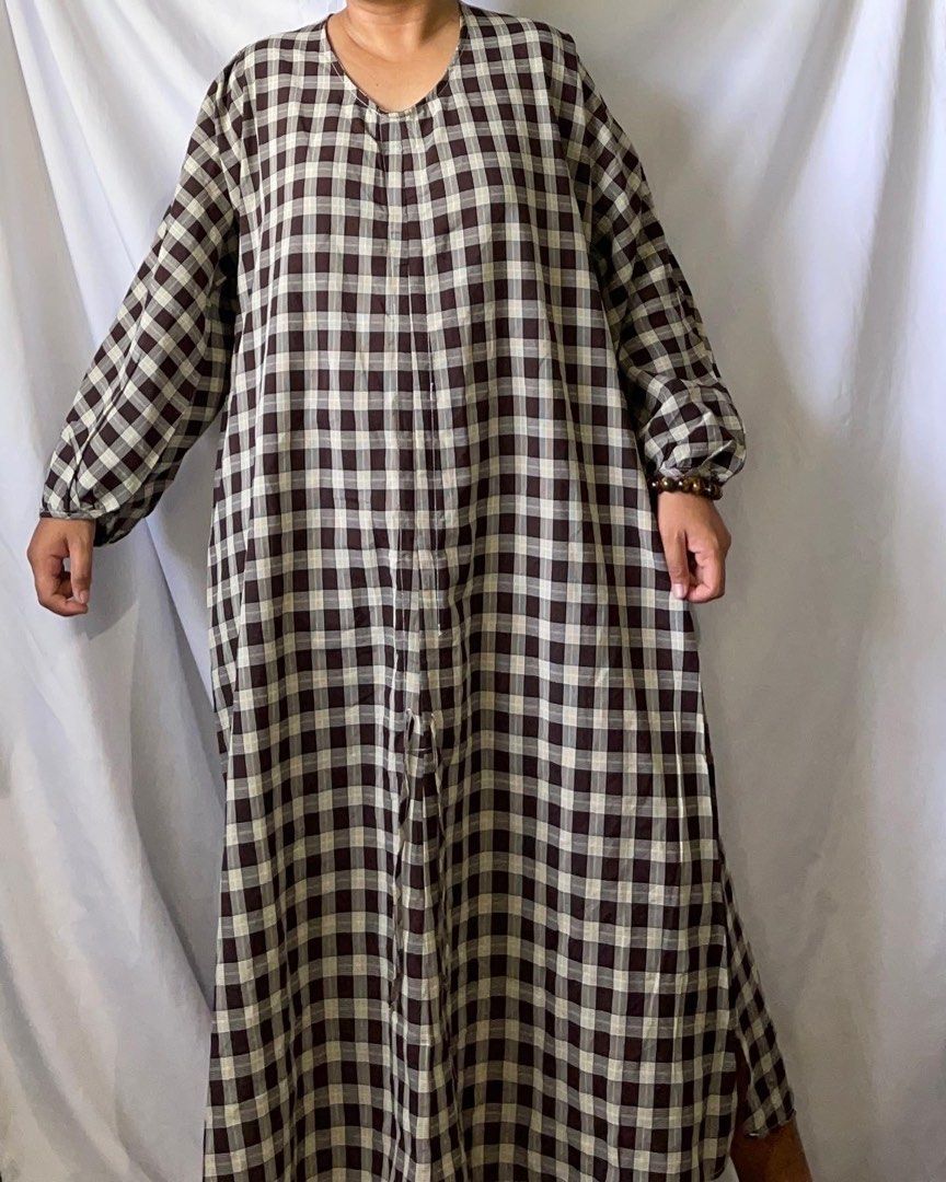 Madam classic adjudtable front plaided long dress (with price tag