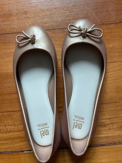 （分類：）位於 。 由 aylin99 提交（商品編號 1192904113，圖片 1）。簡介： 。