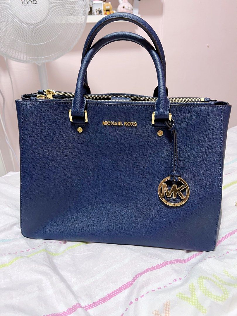 Michael kors handbags navy blue clearance