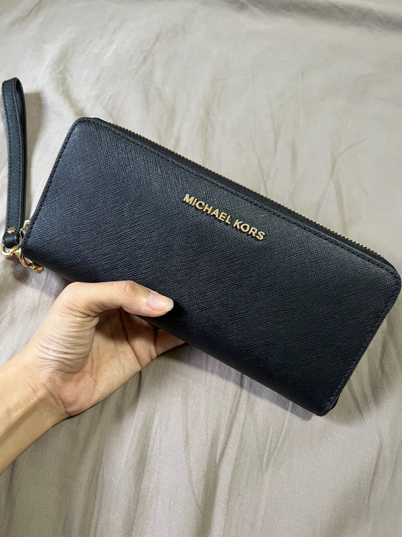 Michael Kors Jet Set Travel Crossgrain Leather Continental Wallet