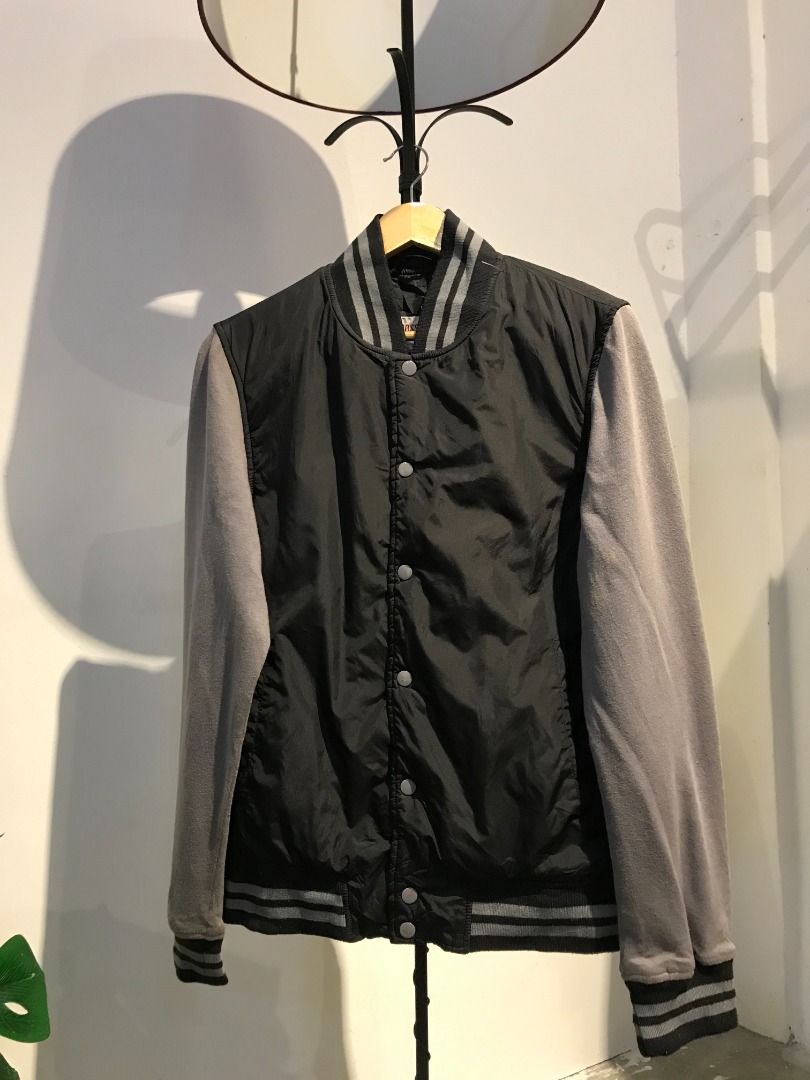 Mossimo Supply Varsity Jacket, Men's Fashion, Activewear on Carousell