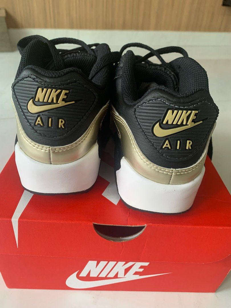 Gold air max discount kids