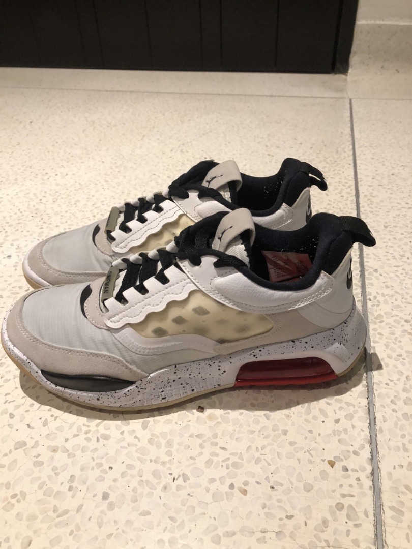Nike Jordan Max 200 White Challenge Red Black GS