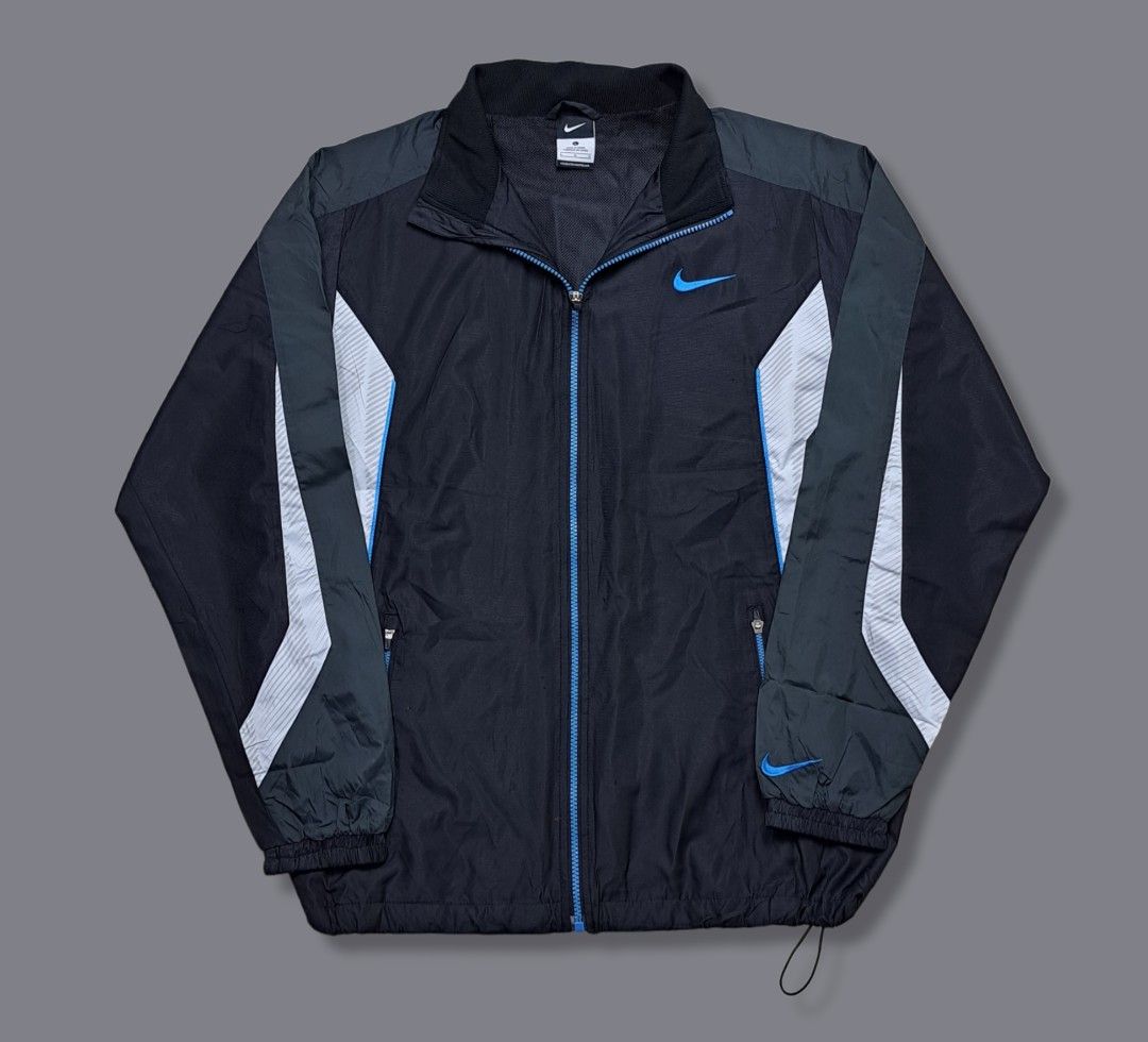 Nike Track Jacket, Fesyen Pria, Pakaian , Baju Luaran di Carousell
