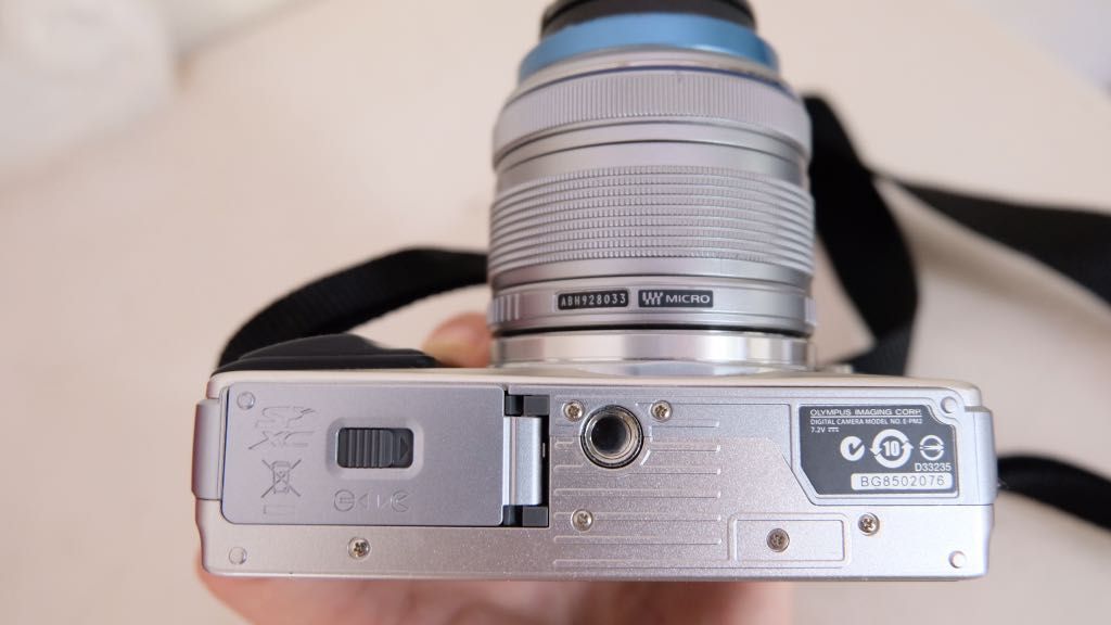 Olympus Mirrorless EPM2, Fotografi di Carousell