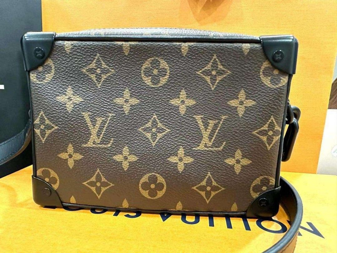 Louis Vuitton Shoulder Bag - Bags & Wallets for sale in Skudai, Johor