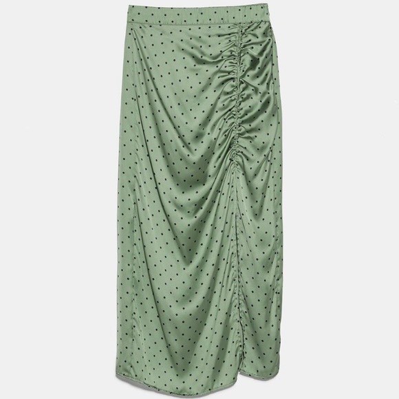 S Zara Green Ruched Polkadot Satin Midi Skirt