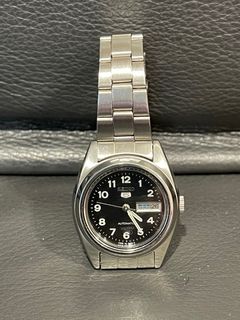 Seiko automatic watch with date display64216419470849110