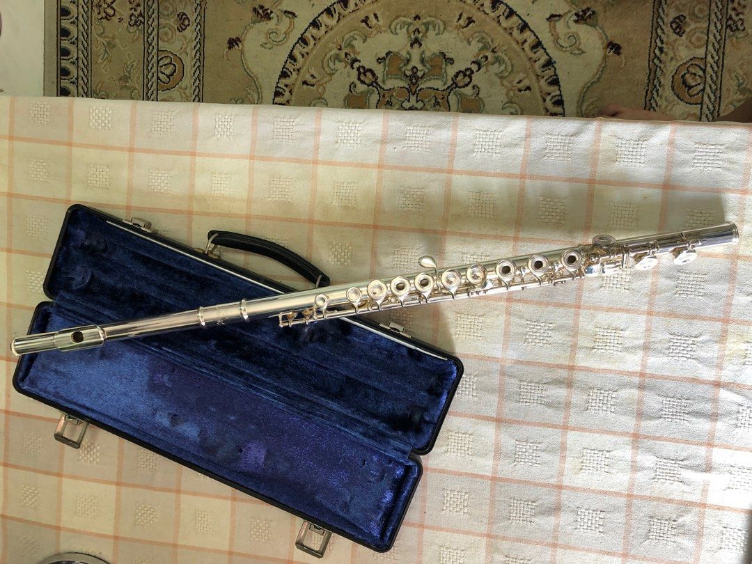 Selmer flute 1206, 16 openhole C foot, Hobbies & Toys, Music & Media
