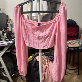 (Category: ) located in . Submitted by jiyaaaa (Listing ID 1199356970, Image 1). Description: .