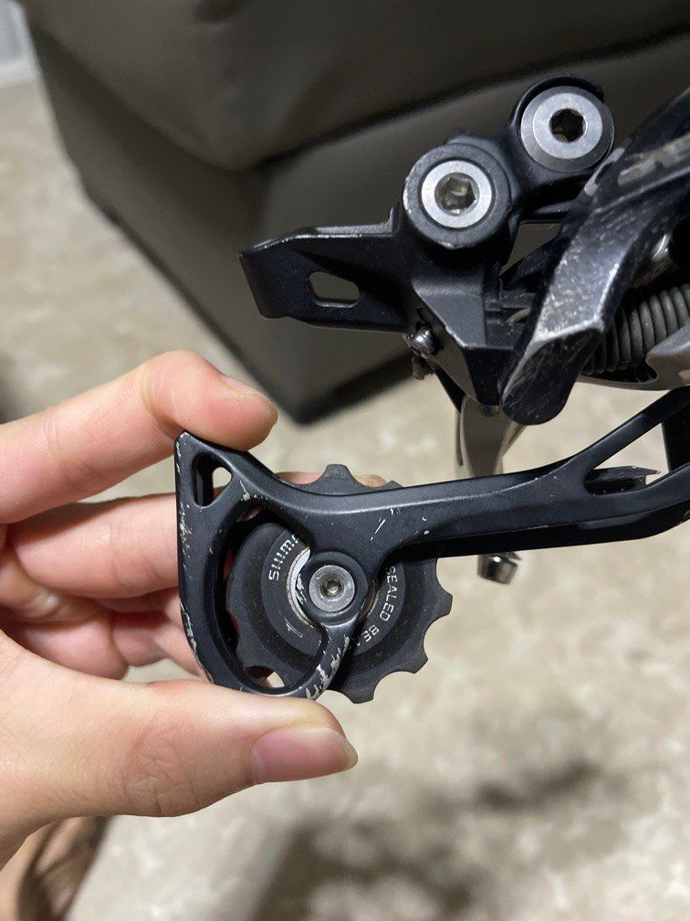 x10/10 Speed Shimano Deore XT Rear Derailleur, Sports Equipment, Bicycles & Parts, Parts