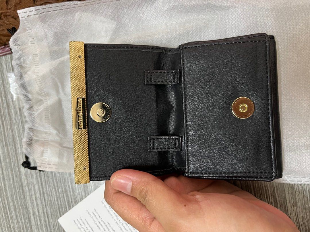Designer wallet on top chain