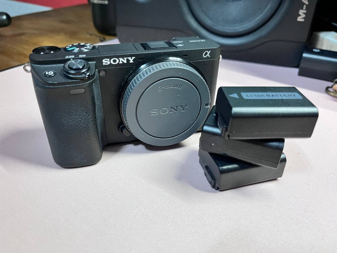 Sony A6400 ILCE6400, Photography, Cameras on Carousell