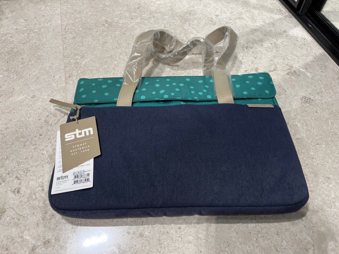Stm grace deluxe laptop sleeve sale