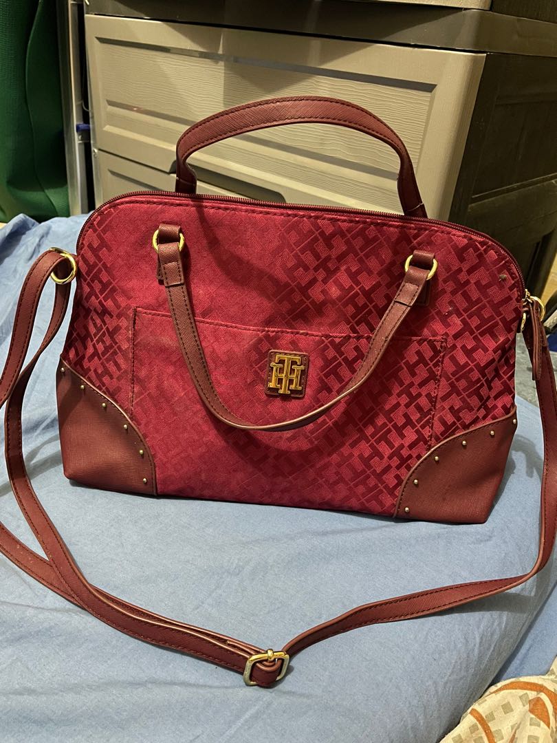 Tommy Hilfiger Bag, Women's Fashion, Bags & Wallets, Crossbody Bags on
