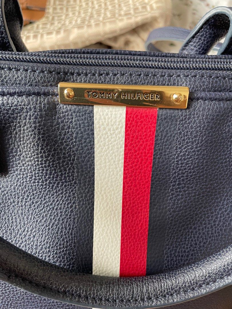 Tommy Hilfiger Leather Shoulder Bag, Women's Fashion, Bags u0026 Wallets, Shoulder  Bags on Carousell
