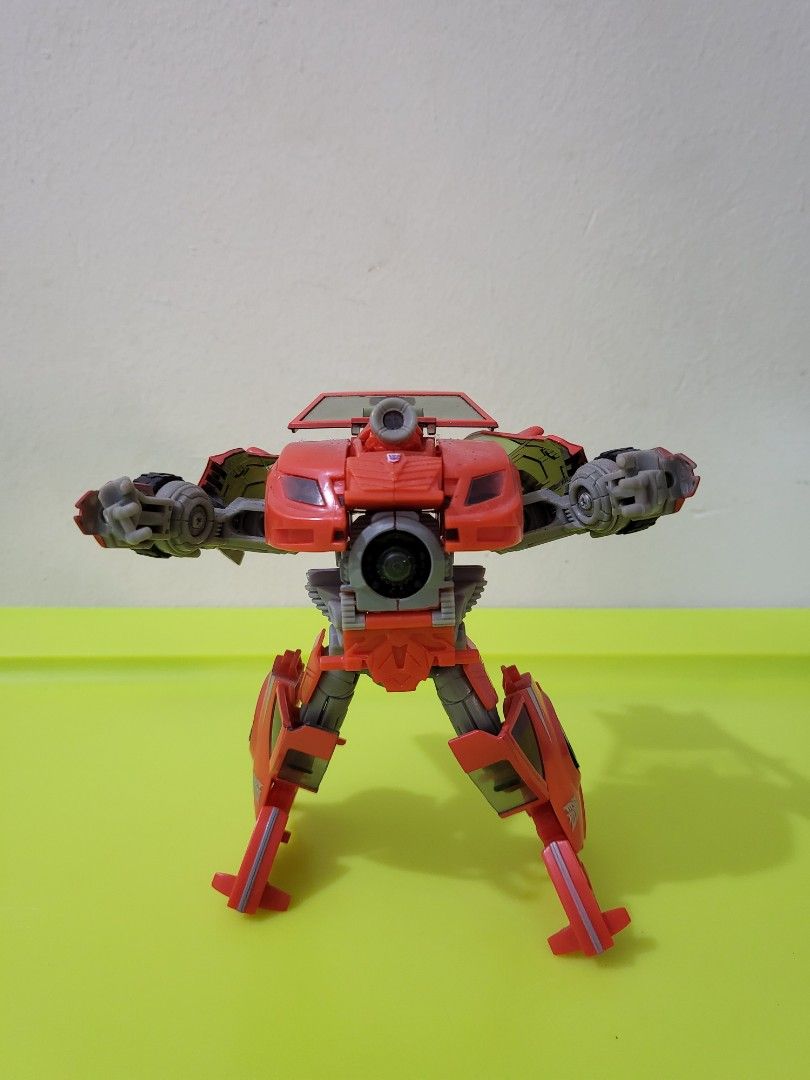 Transformers (Category: Toy Figures) located in Singapore. Submitted by marylee (Listing ID 1199360343, Image 1). Description: .
