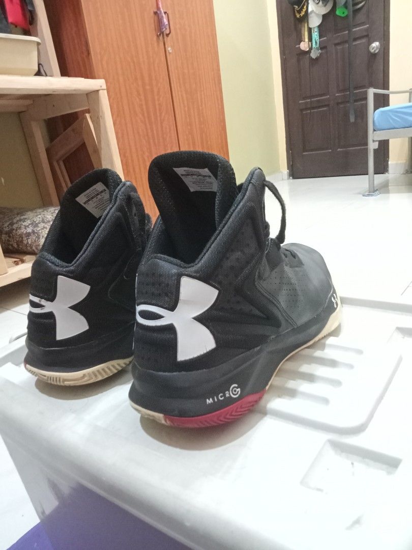 Under armour men's torch basketball shoe on sale