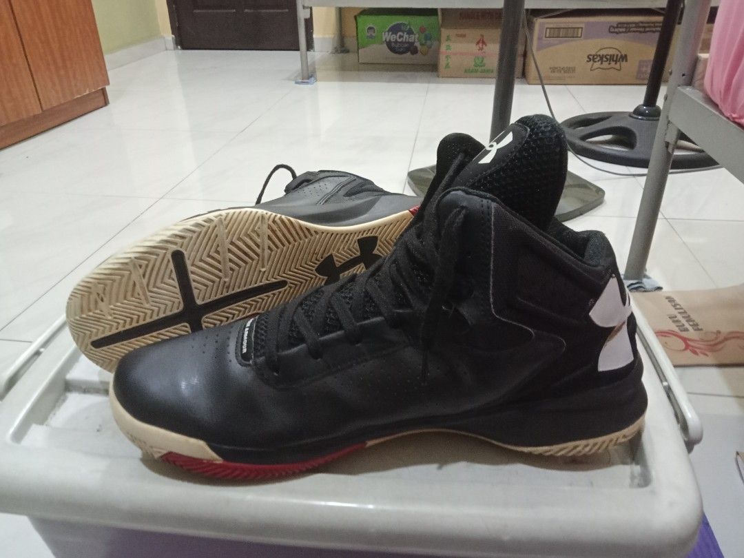 Under armour men's cheap torch basketball shoe